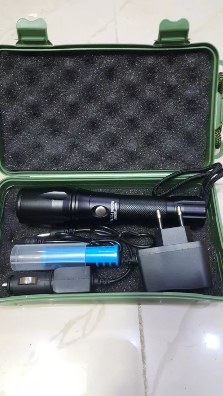 قیمت چراغ قوه پلیسی مدل FA -T6-1