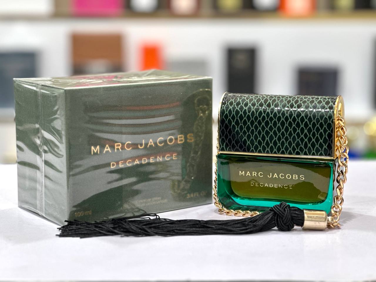 عطر ادکلن مارک جاکوبز دکادنس