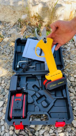 قیچی باغبانی شارژی 36 ولت دیوالت مدل Dewalt 36V rechargeable gardening shears