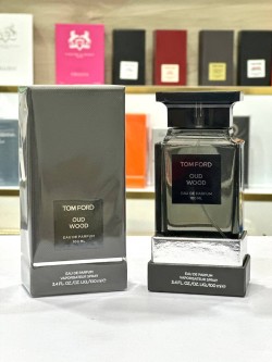عطر ادکلن تام فورد عود وود