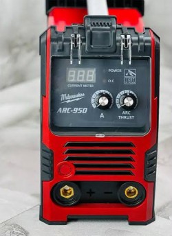دستگاه جوش 300 آمپر طرح میلواکی مدل ARC-950
